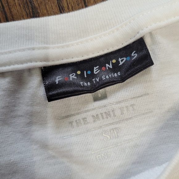 Friends The TV Series The Mini Fit Short Sleeve T-shirt Size Women's Small - Picture 9 of 10